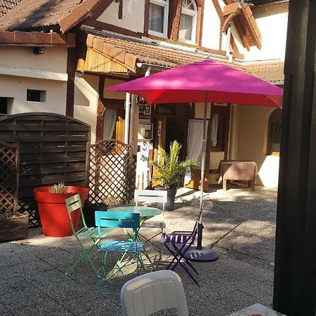 Отель Logis Doubs Rivage Charette-Varennes Экстерьер фото